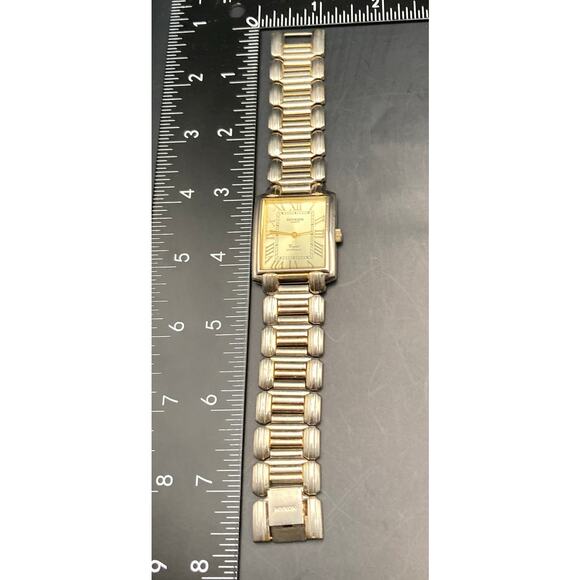 Miykon J2115 Quartz Mens Watch 30mm - New Battery - Wrist 6.5-6.75 WR - Picture 8 of 9